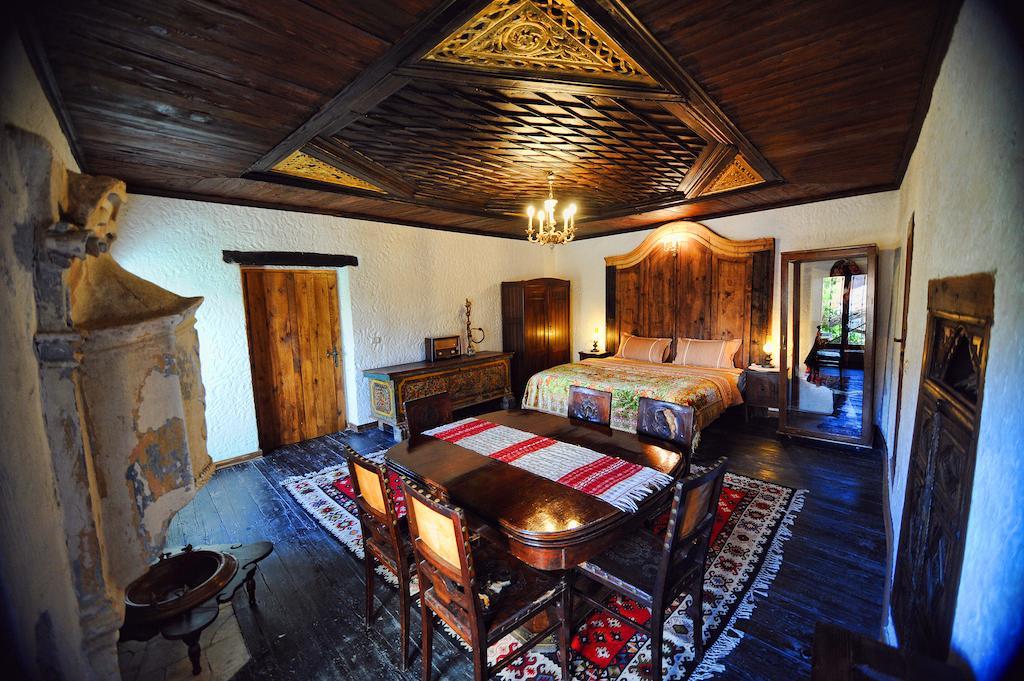 Hotel Tradita Shkodër エクステリア 写真