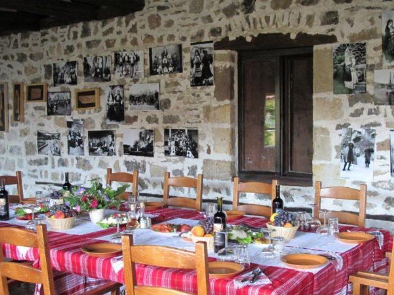 Hotel Tradita Shkodër エクステリア 写真