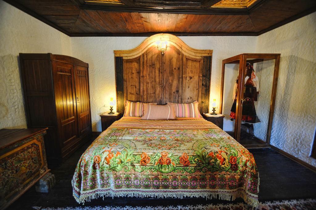 Hotel Tradita Shkodër エクステリア 写真